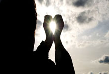 12月12日星期五，农历十月廿三，工作愉快，平安喜乐